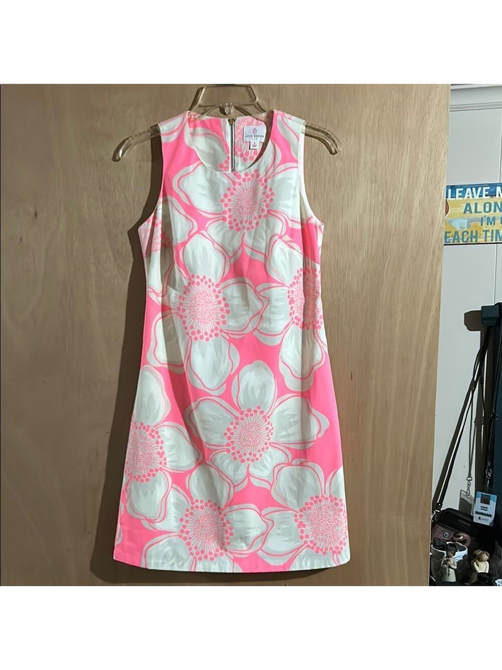 JB by Julie Brown Pink and White Sleeveless Sheath Dress